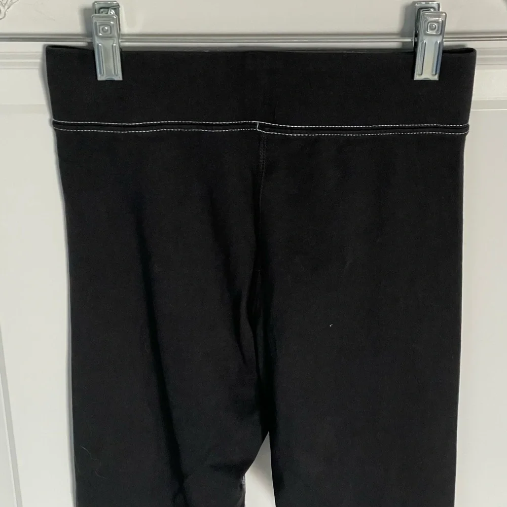 Nike Black Swoosh Graphic High-Rise Leggings Size XS - 47716